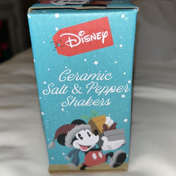 Disney Mickey and Minnie ceramic salt and pepper shakers nwt very rare - Picture 7 of 9